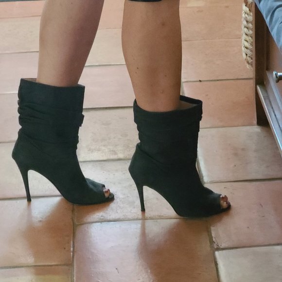 Manolo Blahnik Shoes - Manolo Blahnik boots